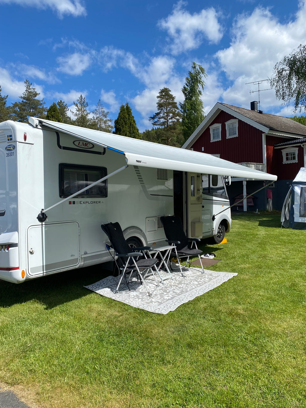 Veggfeste for markise (skruløs)